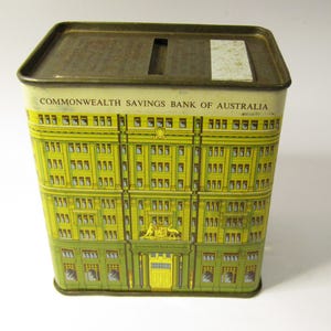 Vintage Australische Commonwealth Sparkasse Spardose Münze aus Zinn