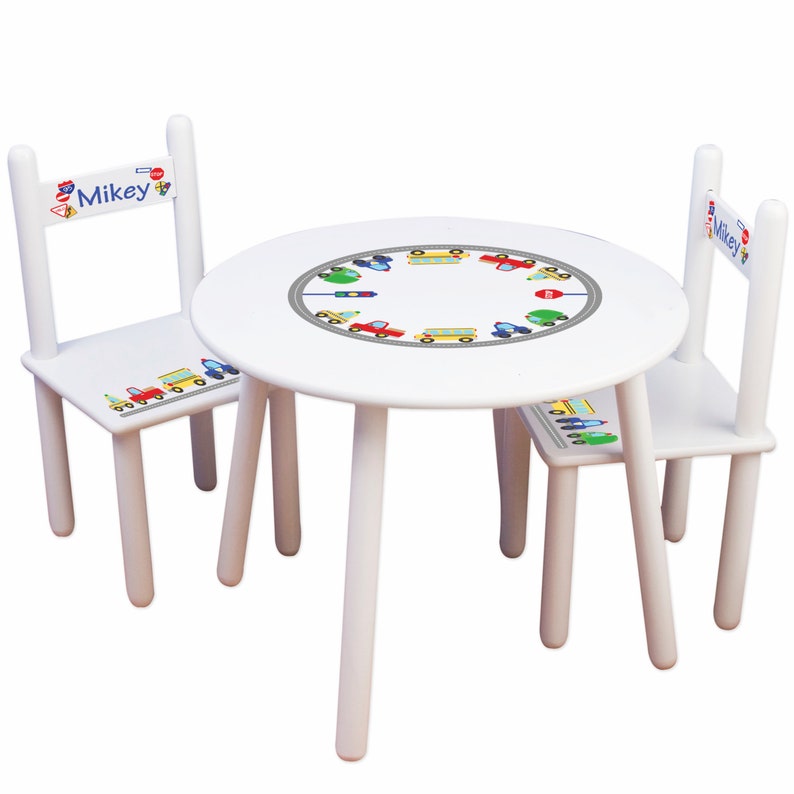 nursery table and chairs