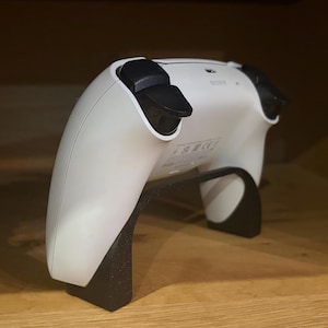 目に見えないPS5コントローラーホルダー（ミニマリスト向け）