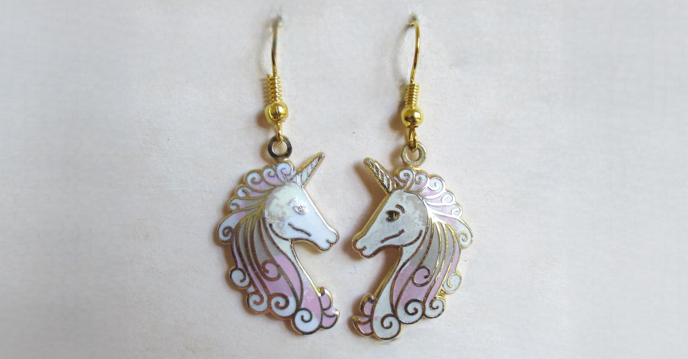 Orecchini in argento Sterling 925 a forma di unicorno, con