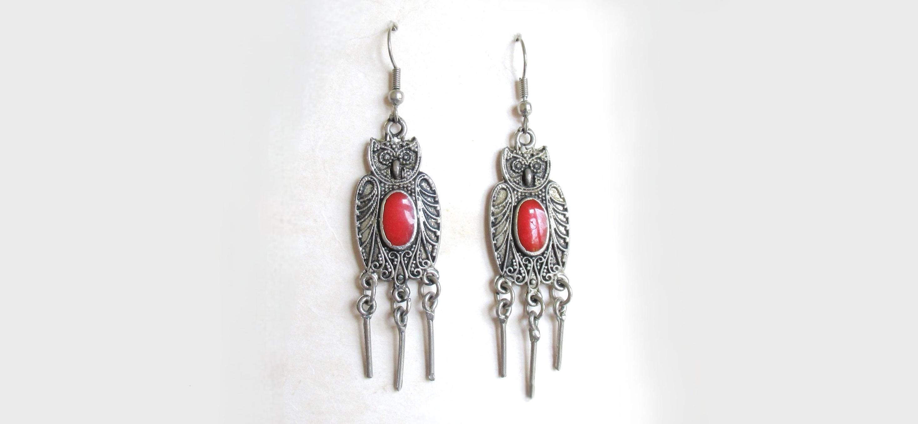Vintage 80's red enamel owl drop dangle earrings silver tone bird drops (27129)