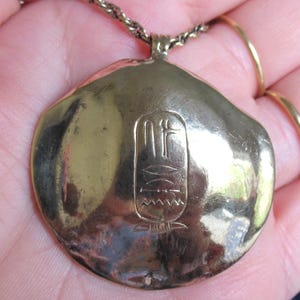 Vintage 70's sterling silver vermeil Antient Egyptian Hieroglyphs pendant necklace cartouche chain British Museum Publications 925 (15449)