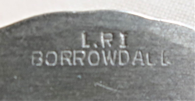 9273 Vintage 70/'s L.R.I Borrowdale stainless steel oval brooch pin retro mid-century modern