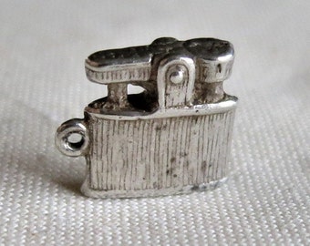 Vintage 60's sterling silver lighter charm for charm bracelet 925 (28480)