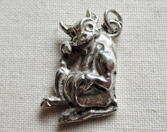Vintage 60's sterling silver cow charm bovine farm animal 925 (11885)