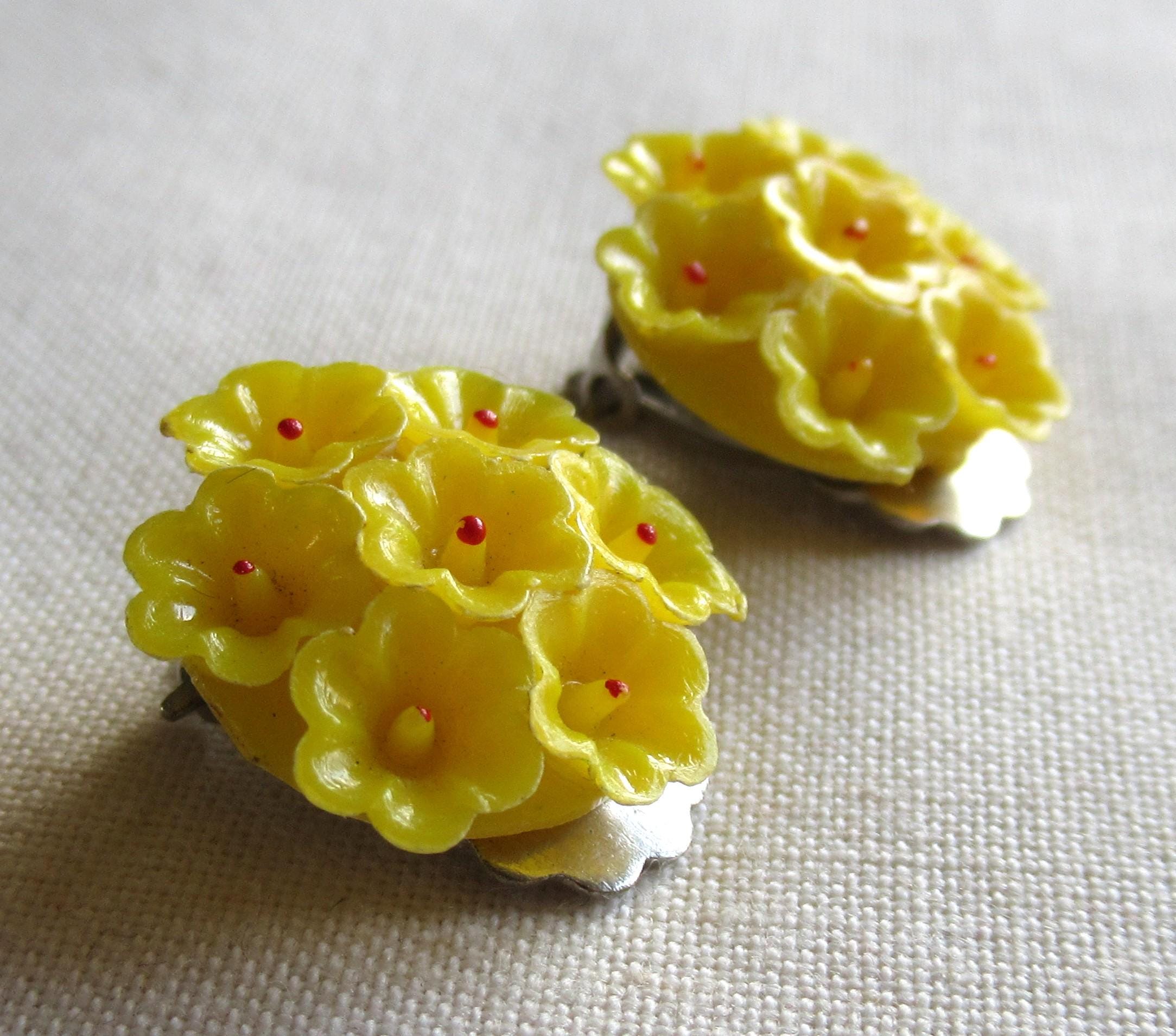 Burettes pour liturgie Molina laiton doré décor floral | vente en ligne sur Burettes pour liturgie Molina laiton doré décor floral | vente en ligne sur