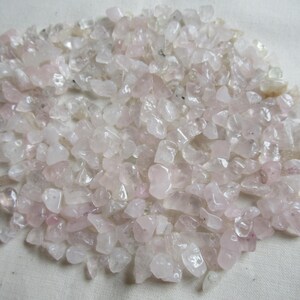 300 x rose quartz gemstone chips selection crafts jewellery making beading assortment mixed