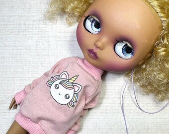 Blythe and Sindy Doll Sweater Pink  Kawaii Unicorn Panda Top Azone Body