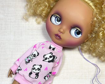 Blythe and Sindy Doll Sweater Pink Panda Top Azone Body