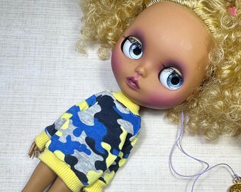 Blythe and Sindy Doll Sweater Yellow and Blue Grey Camouflage Top Azone Body