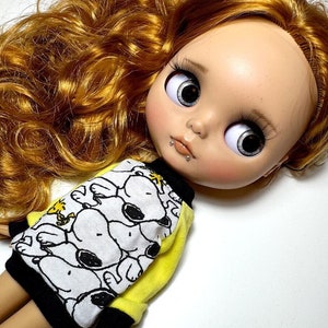 Peanuts cartoon blythe clothing long sleeve top blouse jumper pullover for Blythe Pure Neemo Pullip Vintage  Sindy and similar dolls