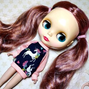 Doll clothing blouse pullover top jumper long sleeve for Neo Blythe Icy Licca and similar