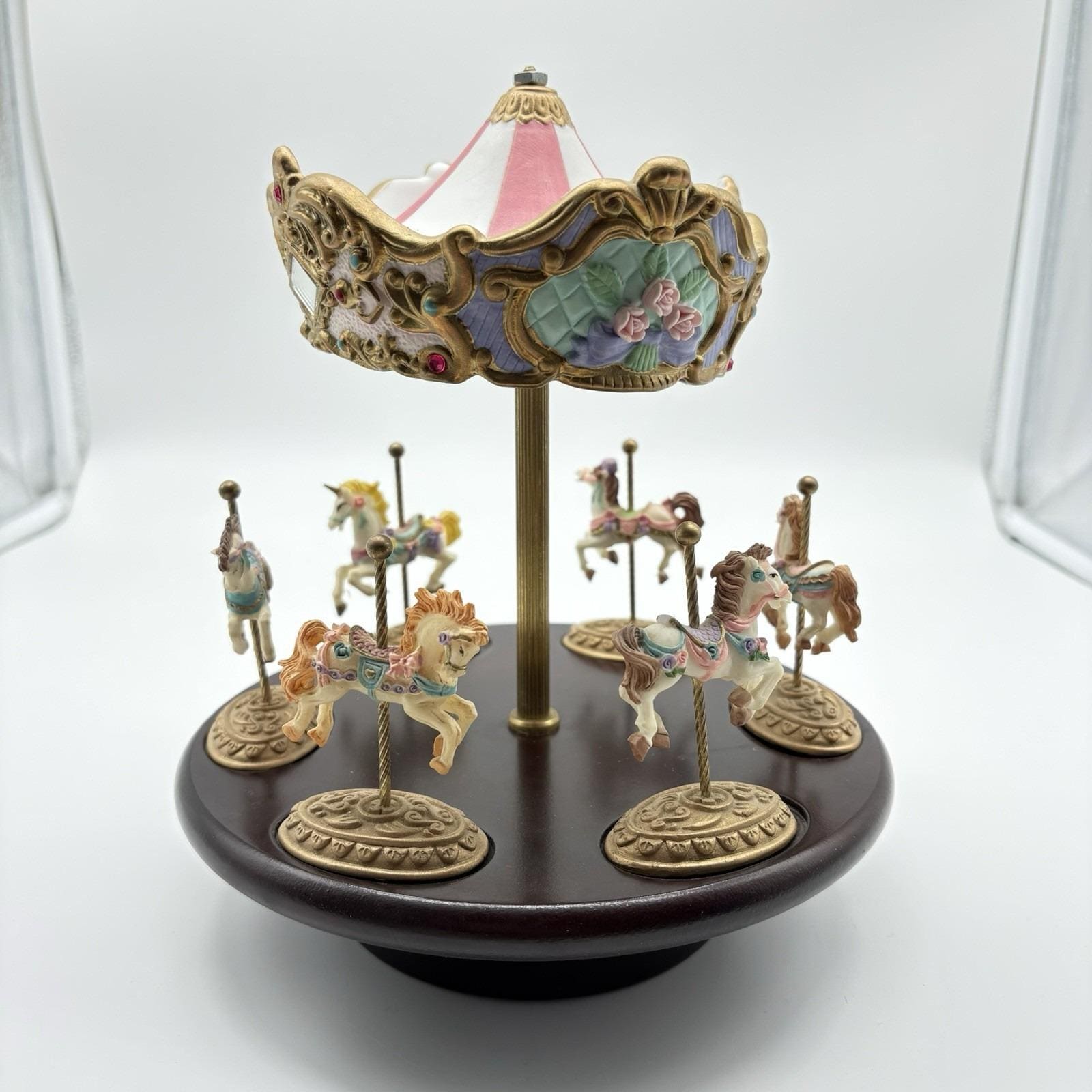 Porcelain carousel - Etsy 日本
