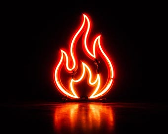 Pakiet tapet na pulpit z neonami – ultrarealistyczne, ciemne tła neonowe