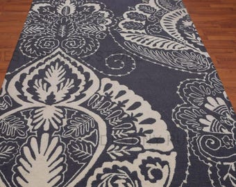 Tapis floral en laine touffeté main gris anthracite et ivoire, tapis botanique moderne fait main en laine pour salon, chambre à coucher et décoration d'intérieur