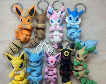 Eeveelution Flexi Keychain Fidget Toy | Eevee Evolutions Articulated Sensory Toy | Pokémon Gift for Fans