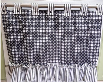 Retro Oven Curtain, Farmhouse Kitchen Decor, CottageCore, Black and White Hearts