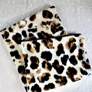 Luxury Heating Pad Cover, Cozy Fleece Cover With Zipper Closure, Choose Your Size, Leopard Print, Gift for Mom