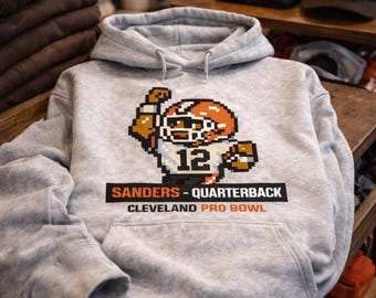 Sweat à capuche pixelisé Pro Bowl | Sweat-shirt à imprimé football rétro | Design sportif limité | Third Line Co.