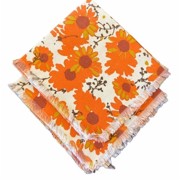 Set of 2 Vera Style Orange and White Frayed Edge Napkins, 70s Floral Design, Vintage Graphic Vera Style Linen Napkins, Housewarming Gift