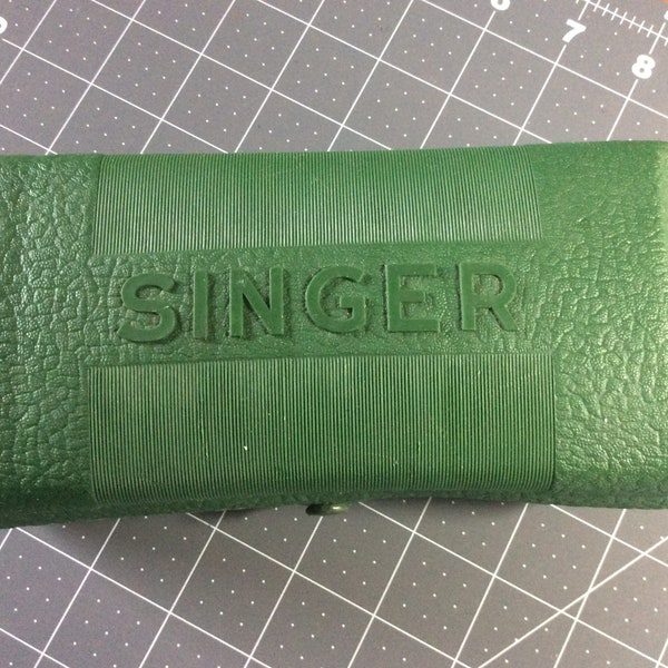 Singer Buttonholer No. 160506