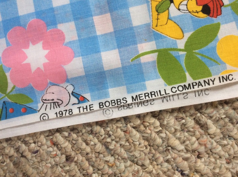 Vintage Raggedy Anne Fabric /& Books