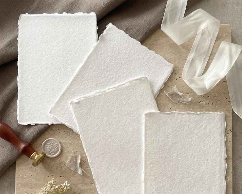 Tarjetas de invitación A5 de papel de algodón blanco hecho a mano de primera calidad de 250 g/m² con bordes irregulares, perfectas para caligrafía y acuarela. Juego de 100 unidades. imagen 6