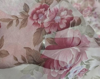 Doorschijnende organzastof met bloemen op maat gesneden, roze rozenprint lichtgewicht materiaal bruidsjurk