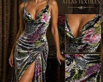 Tela de terciopelo de seda floral cortada a medida de 46" de ancho. Elegante terciopelo para tapicería de vestidos.
