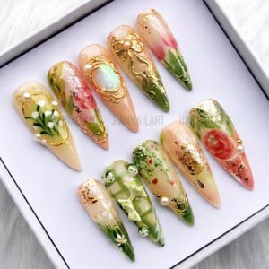 Natuurlijk dramatisch / lentetuin Press On Nails Set / 3D-stilettonagels met bloemen