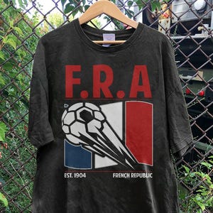 Frankreich Fußball World 2026 Shirt, Frankreich Fußball Grafik T-Shirt, Frankreich Fußball Fan Ausrüstung, Frankreich Fußball T-Shirt Bild 2