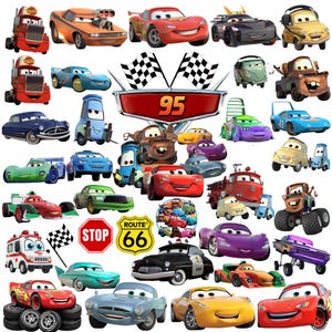 Puede incluir: Una colección de varios personajes de coches animados de la película Cars, incluyendo a Rayo McQueen, Mate y otros, junto con un emblema rojo 95, dos banderas a cuadros, una señal de stop roja y una señal de tráfico amarilla de la Ruta 66.