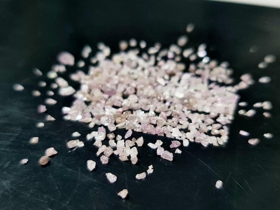 Natural Light Purple Amethyst Chips, Mini Raw Gemstone Dust Gravel, Tiny Crushed Stones for Resin Art, Wood Inlay & Crafting, Bulk Lot