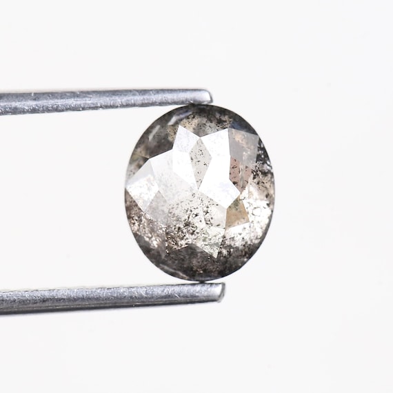1.77 Carat Natural Oval Salt and Pepper Diamond Loose Diamond For Jewelry Making (7.60MM)
