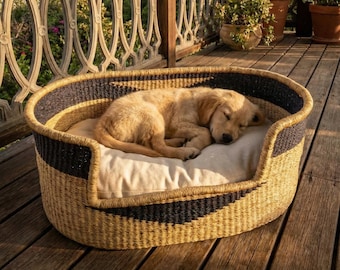 Handcrafted Kumari Simba Basket. Handwoven pet bed: Natural elephant grass