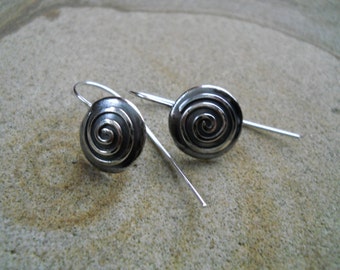 Pendientes espirales de plata de ley