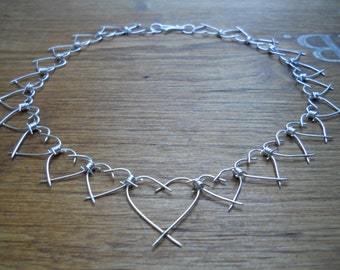 Delicado collar de plata de ley 'Amor con alambre de púas'