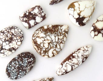 Wild Horse Magnesite Cabochon: Natural Gemstone for Jewelry Design