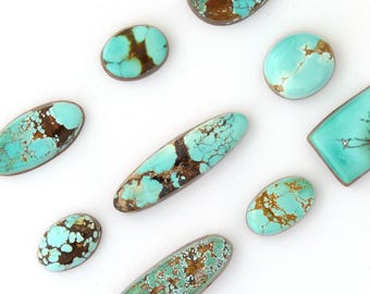 Royston Turquoise Cabochon: Nevada Gemstone