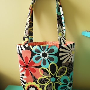 JMB Handmade / How to Make a Simple Tote Bag Sewing Tutorial ...