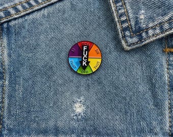 Pin de esmalte con forma de rueda de colores, pin de solapa con frase sarcástica, insignia antiestrés.