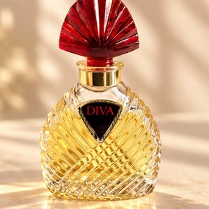 Vintage Emanuel Ungaro Diva Eau de Parfum 7,5 ml – 90 % full – 1992 miniatyrparfym – Samlarflaska