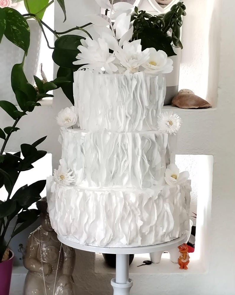 Edible Precut Wafer Paper Ruffles for Cake Decorating |60precut Strips ...