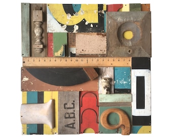 RIESIGE 24x24 Holz Wandkunst, Mixed Media Assemblage, Holz Typografie Collage von Elizabeth Rosen