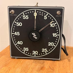 Vintage GraLab Model 300 Darkroom Timer - Tested & Working - Mint in Original Box with Inserts - Mid Century Electric Photographic Timer