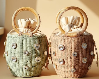 Borsa a secchiello intrecciata a mano con cristalli, borsa in rafia con strass, cestino con manico circolare in stile boho, pochette da sposa da spiaggia firmata