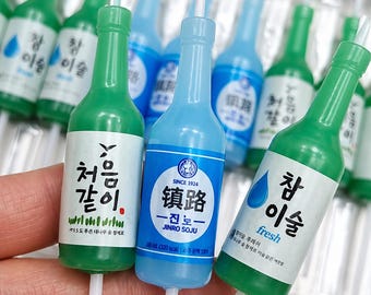 Korean Soju Makgeolli Bottle Candles – Mini Drink Cake Toppers, K Party Decor (12pcs)