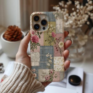 Floral Plaid Phone Case Vintage Aesthetic Cute Gift for Women Cover for iPhone 18 17 16 15 14 Pro Max Samsung s26 s24 s25 Google Pixel 8 9