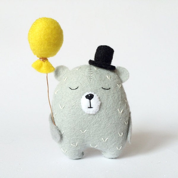 Grey Felt Bear With A Balloon, Teddy Bear, Felt Bear In Top Hat, Tiny Bear Toy, Felted Animals, Felt Animals, Small Stuffed Bear, Mini Bears
