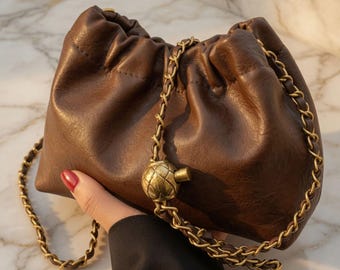 Pleated Hobo Shoulder Bag for Women, Chain Strap Crossbody Tote, Casual PU Leather Slouchy Handbag, Stylish Everyday Purse
